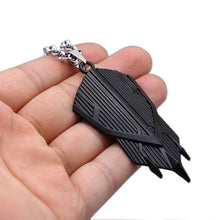 Load image into Gallery viewer, Captain America A Shield necklace rotatable Avengers Infinity War Metal Pendant Link Chain Charm Gifts Movie Jewelry Thonas